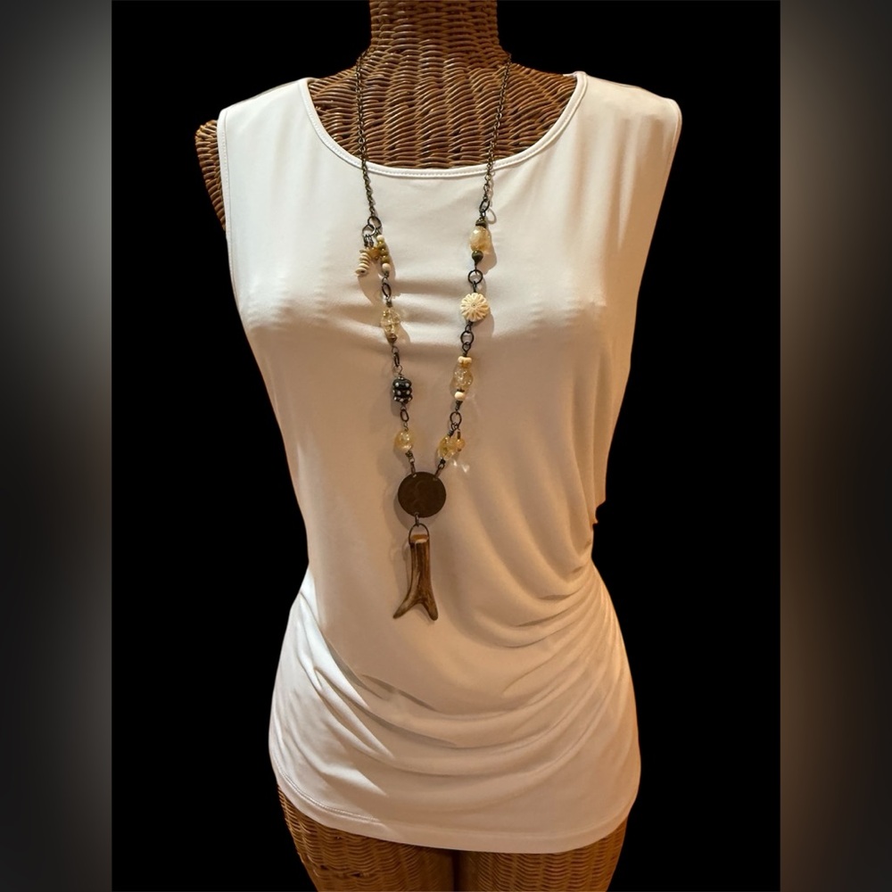 Calvin Klein Women's White Sleeveless Side Ruching Top Medium